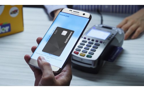 Samsung Pay стал доступен держателям карт Россельхозбанка 